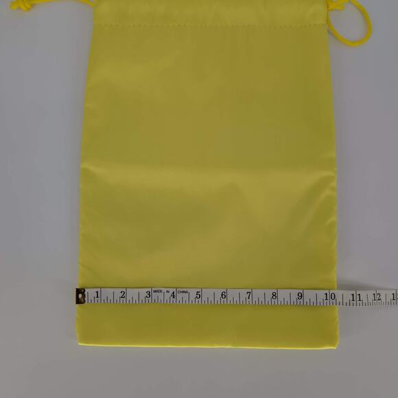 Yellow Reusable Freezer Storage Anti-Ripening for Bananas and Other Fruit - GUC - Picture 9 of 10